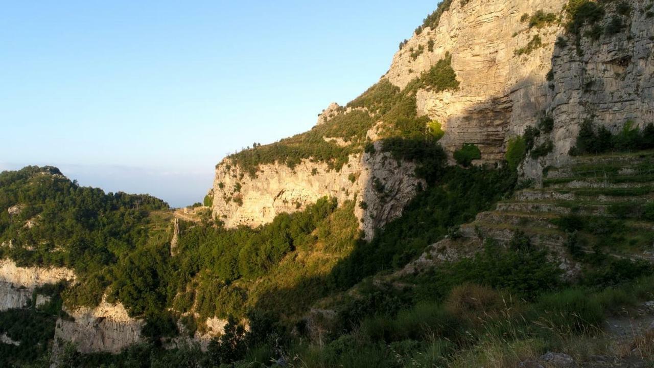 Coastal Cliff, Amalfi Apartment Pianillo Екстериор снимка
