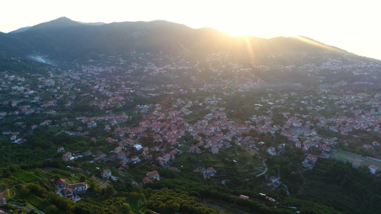 Coastal Cliff, Amalfi Apartment Pianillo Екстериор снимка