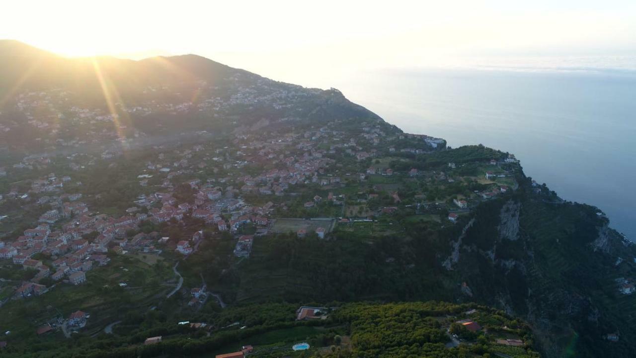 Coastal Cliff, Amalfi Apartment Pianillo Екстериор снимка